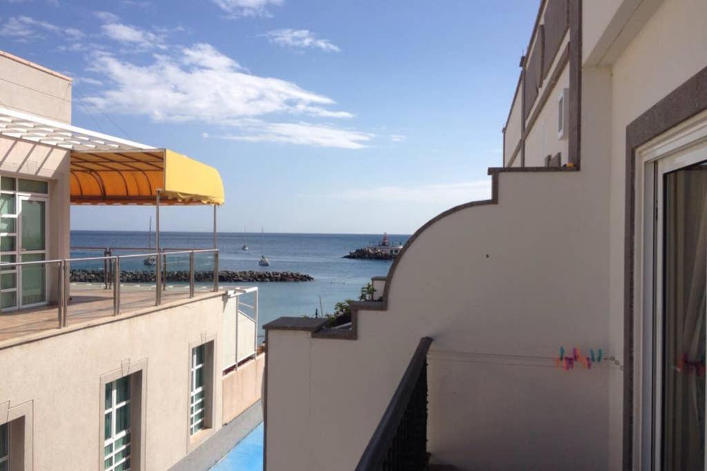 Schoene Wohnung Direkt Am Meer Mit Meerblick, Wlan Puerto De Mogan Bagian luar foto